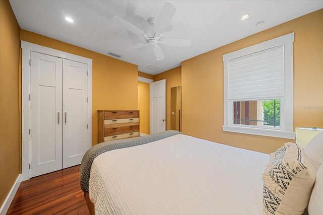 2395 HYDE PARK STREET, Sarasota, FL 34239