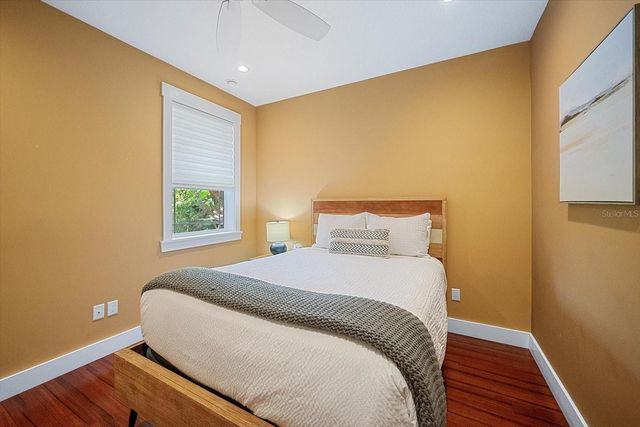 2395 HYDE PARK STREET, Sarasota, FL 34239