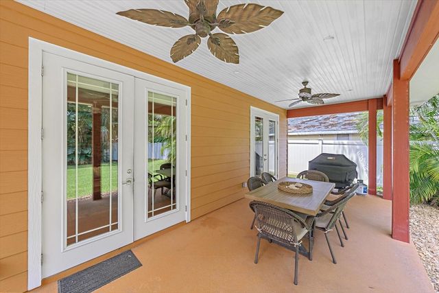 2395 HYDE PARK STREET, Sarasota, FL 34239