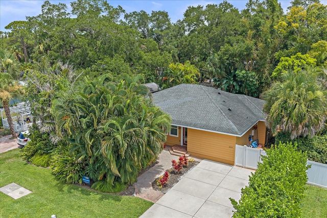 2395 HYDE PARK STREET, Sarasota, FL 34239