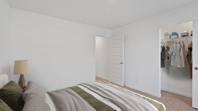 220 Cressmoor Boulevard, Hobart, IN 46342