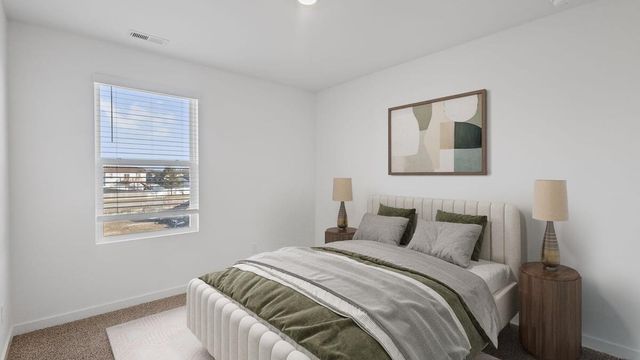 220 Cressmoor Boulevard, Hobart, IN 46342