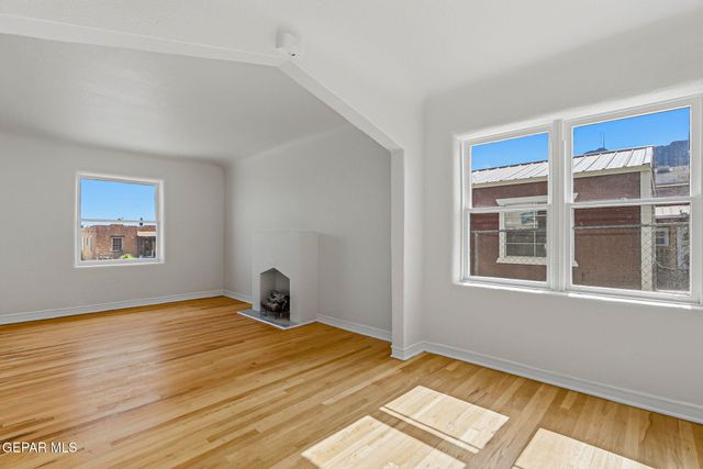 3027 MOREHEAD Avenue, El Paso, TX 79930