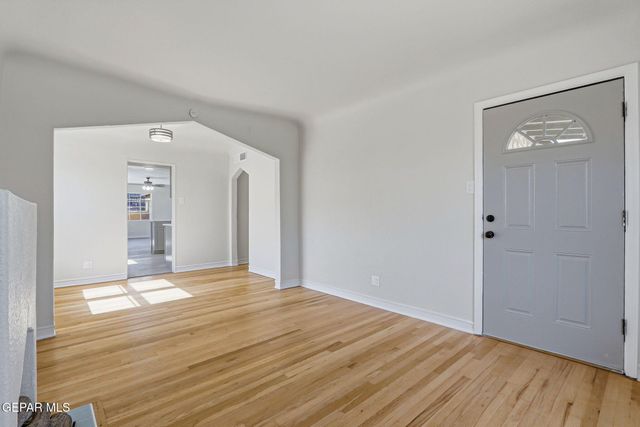 3027 MOREHEAD Avenue, El Paso, TX 79930
