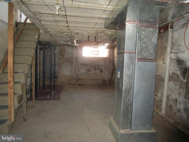 2651 S LLOYD ST, Philadelphia, PA 19153