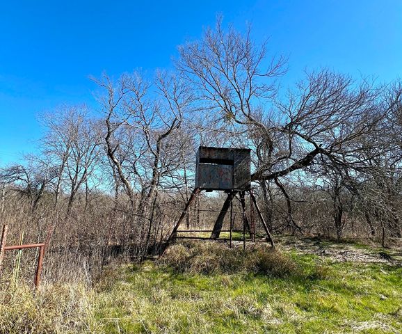 9595 County Road 262, Crandall, TX 75114