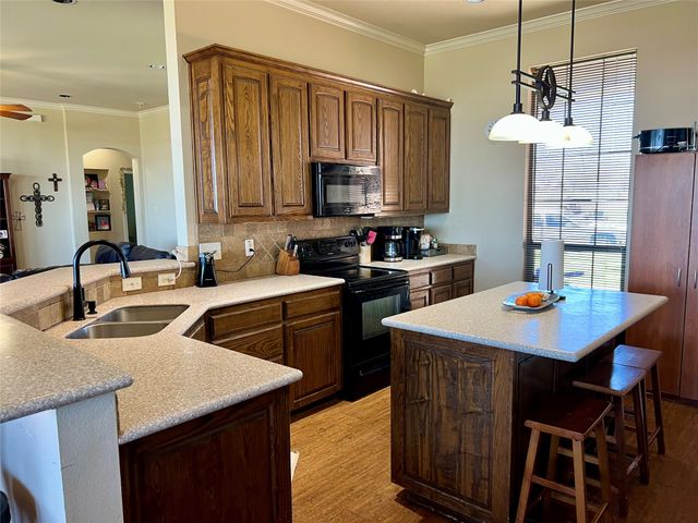 9595 County Road 262, Crandall, TX 75114