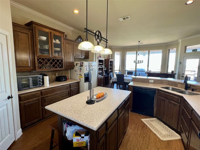 9595 County Road 262, Crandall, TX 75114