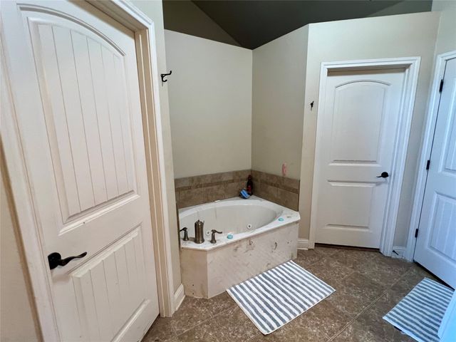 9595 County Road 262, Crandall, TX 75114