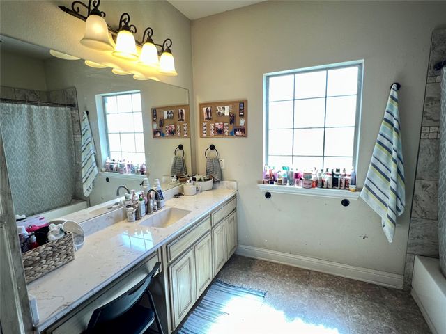 9595 County Road 262, Crandall, TX 75114