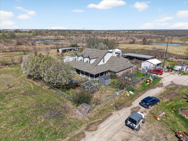 9595 County Road 262, Crandall, TX 75114