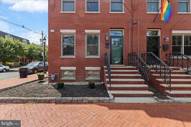 425 S 6TH ST, Camden, NJ 08103
