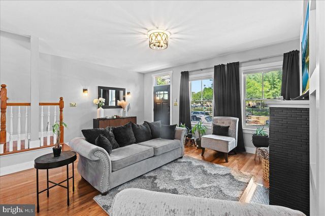 425 S 6TH ST, Camden, NJ 08103