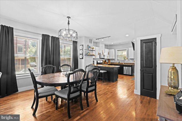 425 S 6TH ST, Camden, NJ 08103