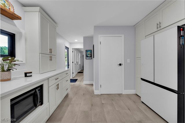 29 Skyview Drive, Seven Hills, OH 44131