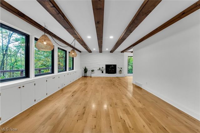 29 Skyview Drive, Seven Hills, OH 44131