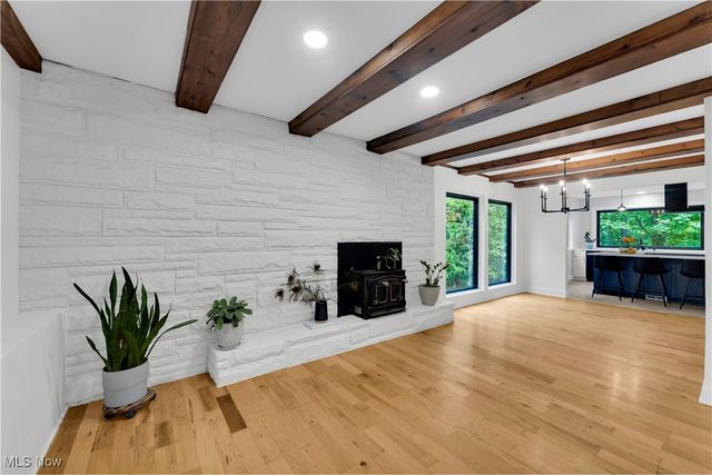 29 Skyview Drive, Seven Hills, OH 44131