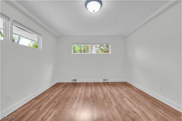 29 Skyview Drive, Seven Hills, OH 44131