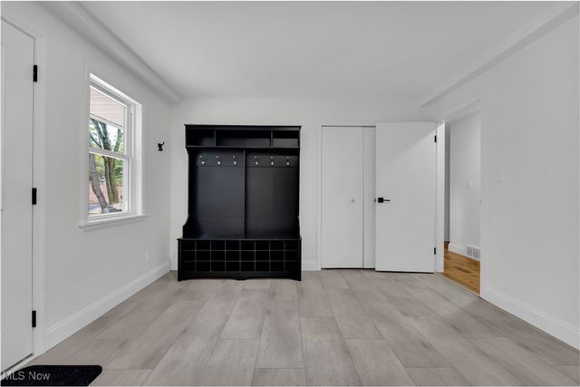 29 Skyview Drive, Seven Hills, OH 44131