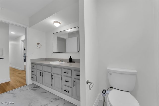 29 Skyview Drive, Seven Hills, OH 44131