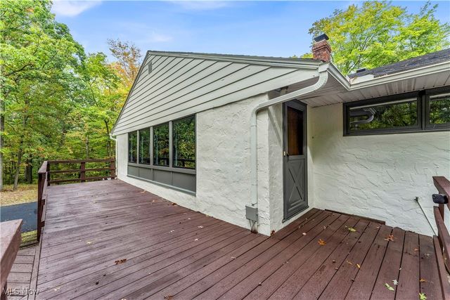 29 Skyview Drive, Seven Hills, OH 44131