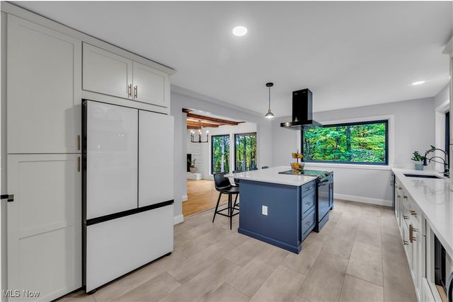 29 Skyview Drive, Seven Hills, OH 44131