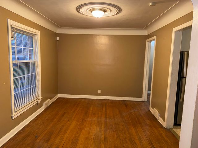 5566 Somerset Avenue, Detroit, MI 48224