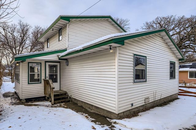 3448 Grimes Avenue N, Robbinsdale, MN 55422