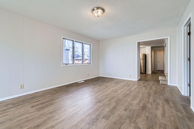 3448 Grimes Avenue N, Robbinsdale, MN 55422