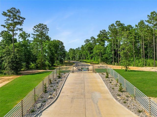 142 Dove Hill Circle, Livingston, TX 77351