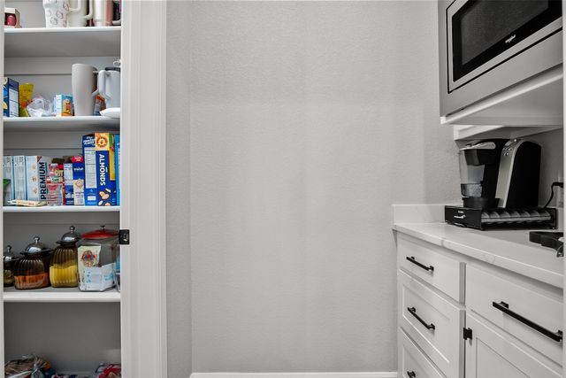 9009 Hidden Pond Street, Justin, TX 76247