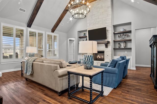 9009 Hidden Pond Street, Justin, TX 76247