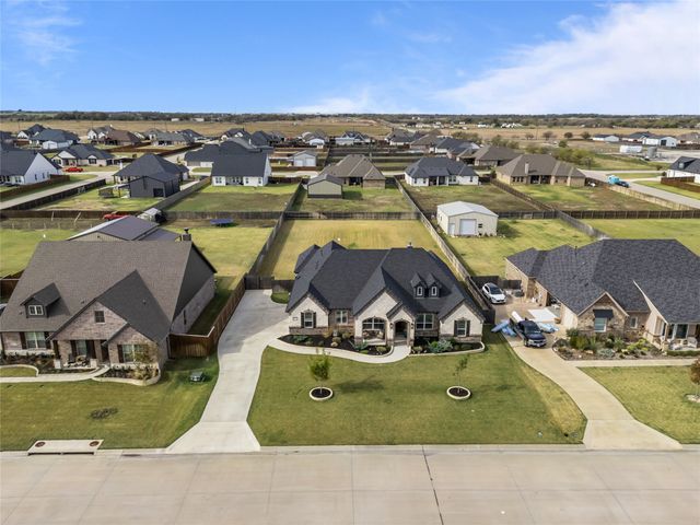9009 Hidden Pond Street, Justin, TX 76247