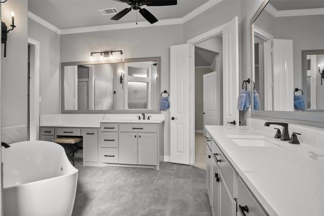 9009 Hidden Pond Street, Justin, TX 76247