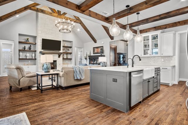 9009 Hidden Pond Street, Justin, TX 76247