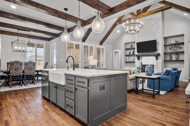 9009 Hidden Pond Street, Justin, TX 76247