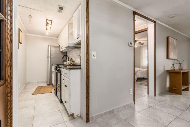 3045 La Vista Drive, 43, Columbus, OH 43204