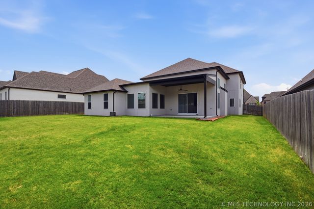 1611 W 114th Street, Jenks, OK 74037