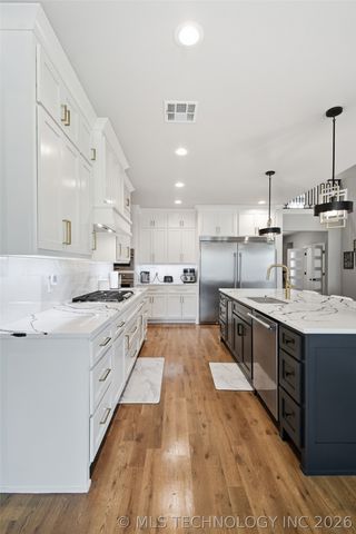 1611 W 114th Street, Jenks, OK 74037