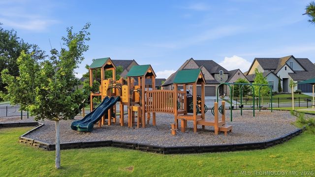 1611 W 114th Street, Jenks, OK 74037