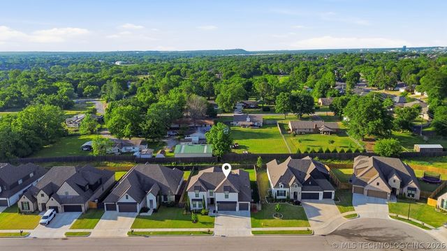1611 W 114th Street, Jenks, OK 74037