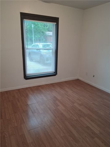 217 E Adobe Street, Fayetteville, AR 72703