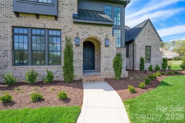 5830 Long Stirrup Lane, Mint Hill, NC 28227