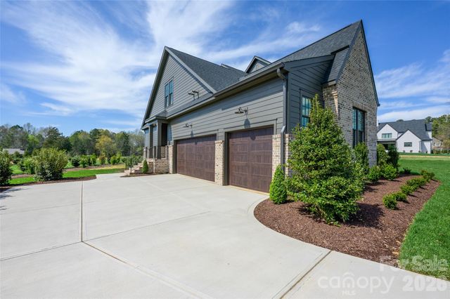 5830 Long Stirrup Lane, Mint Hill, NC 28227