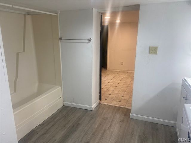 228 Delhi Street, Syracuse, NY 13203