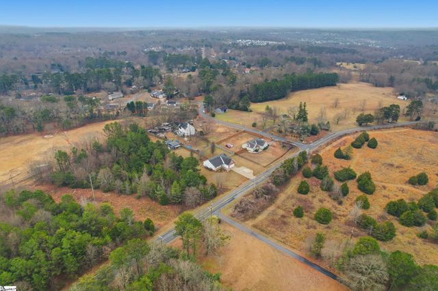 504 Log Shoals Road, Greenville, SC 29607
