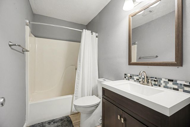 533 White Wing Court, Dickinson, TX 77539