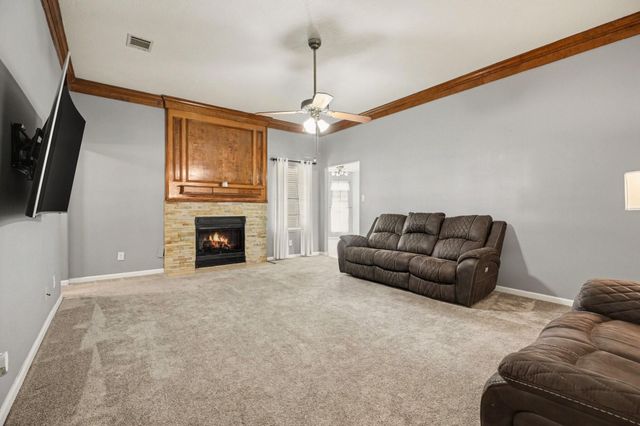 533 White Wing Court, Dickinson, TX 77539