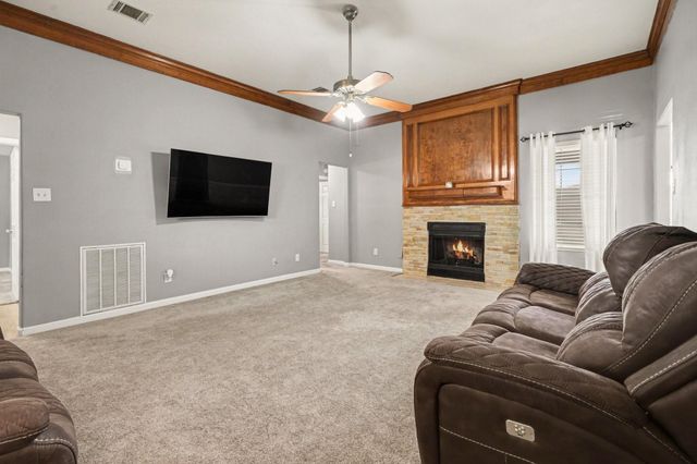 533 White Wing Court, Dickinson, TX 77539