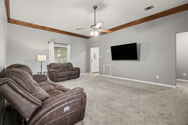 533 White Wing Court, Dickinson, TX 77539